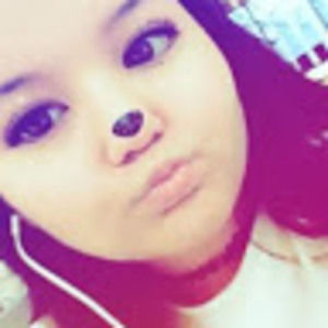 Meet your Posher, Selena